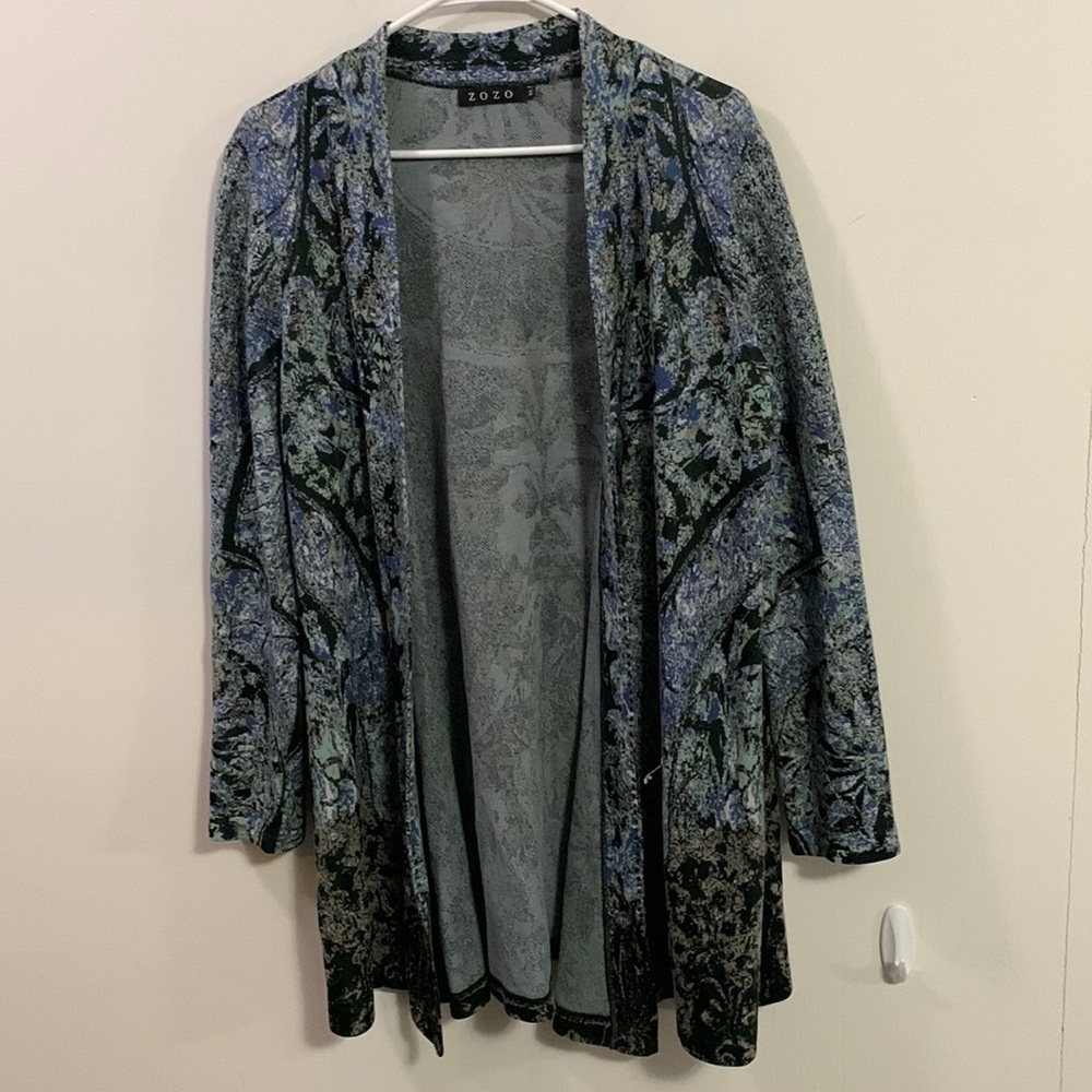 Zozo plus size cardigan Sz XL great colors measurements below